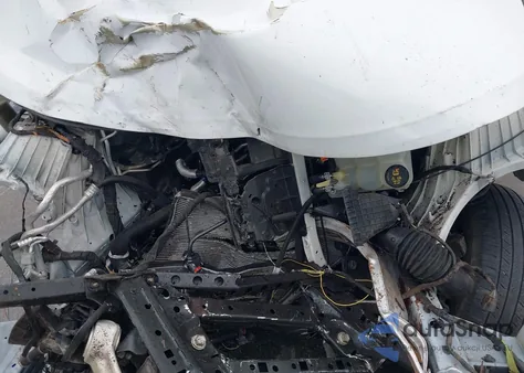 2022 Ford Explorer Xlt z USA, uszkodzony, nr VIN 1FMSK8DH8NGB20897